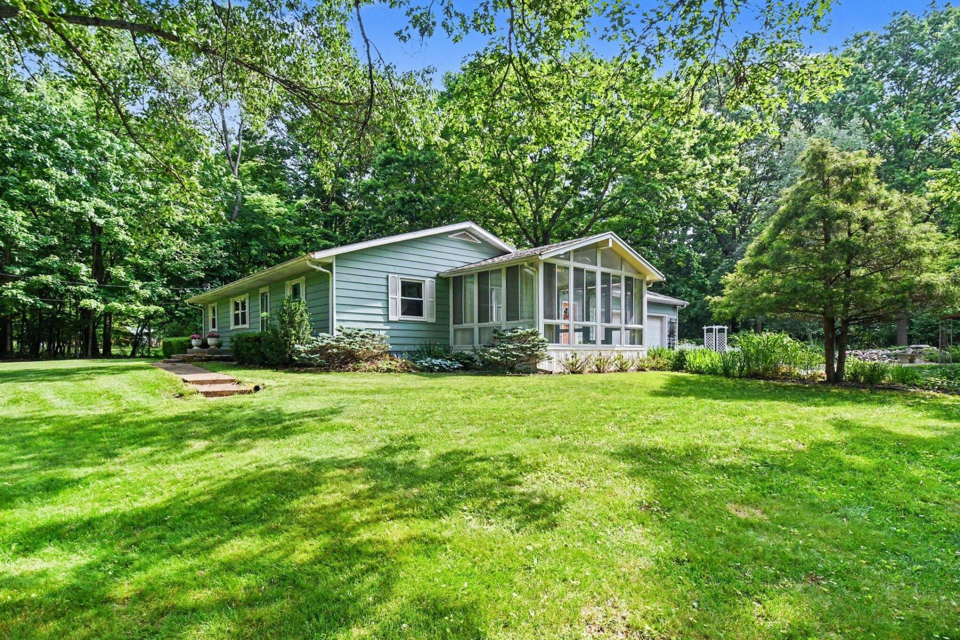 69513 Leet Road, Niles, MI 49120 Main Photo