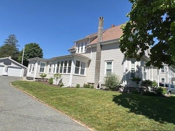 1012 Washington St, Whitman, MA 02382