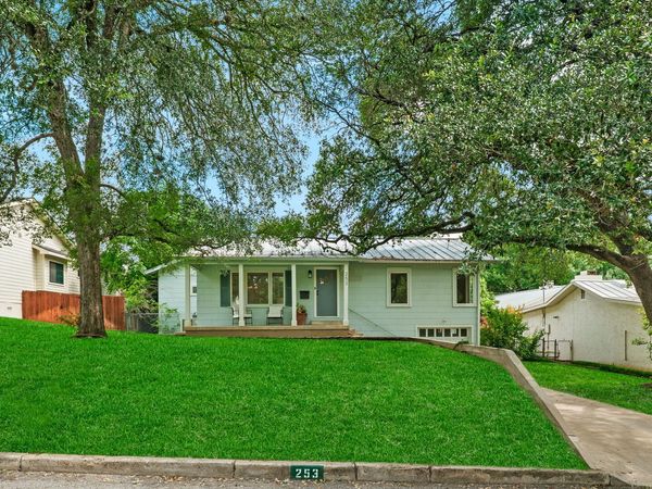 253 E Edgewood Pl, Alamo Heights, TX 78209