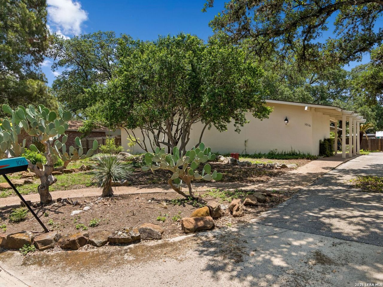 1016 Mount Rainier Drive, San Antonio, TX 78213 Main Photo