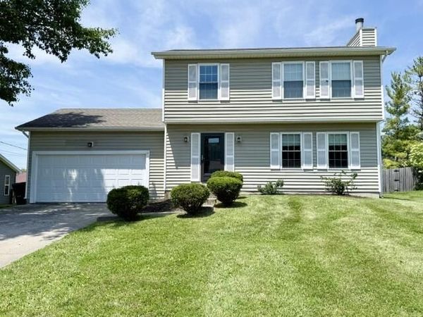 877 Trails End Drive, Monroe, OH 45050