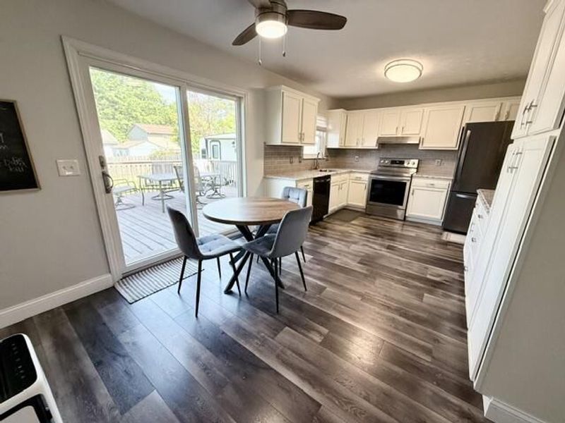 877 Trails End Drive, Monroe, OH 45050 Photo 6