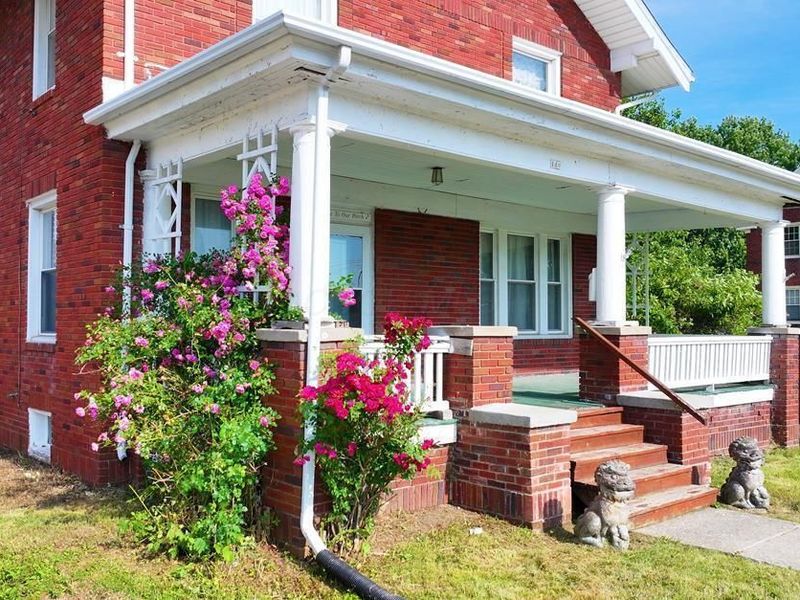 140 Sherman , Mansfield, OH 44906 Photo 2