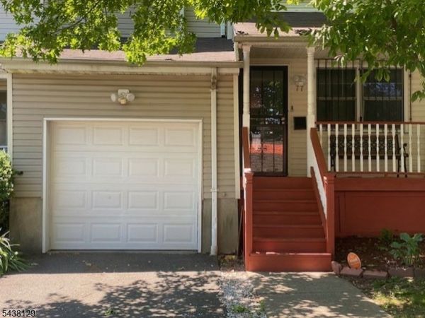 77 Magnolia St, Newark, NJ 07108