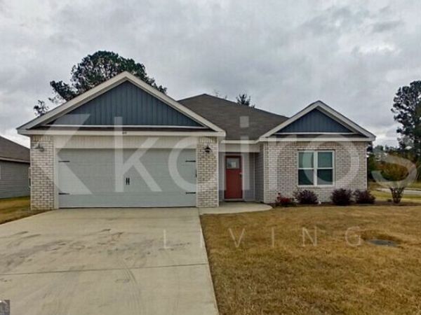 142 Hughes Drive, Warner Robins, GA 31093