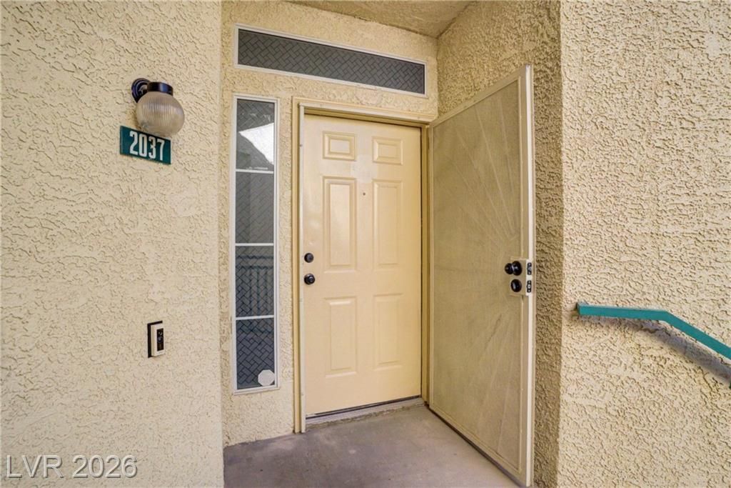 5155 W Tropicana Avenue, Unit 2037, Las Vegas, NV 89103 Main Photo