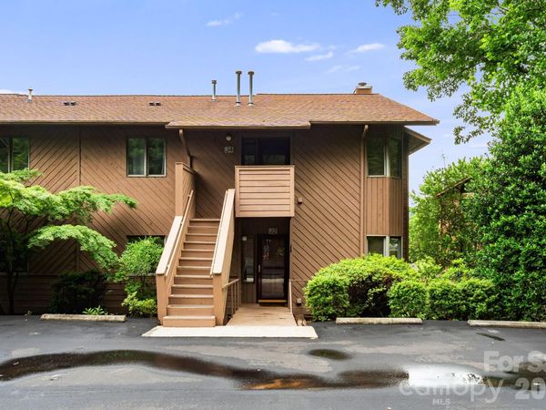 305 Piney Mountain Drive , Unit J2, Asheville, NC 28805