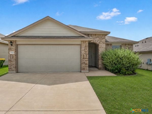 1049 Velvet Court , Troy, TX 76579
