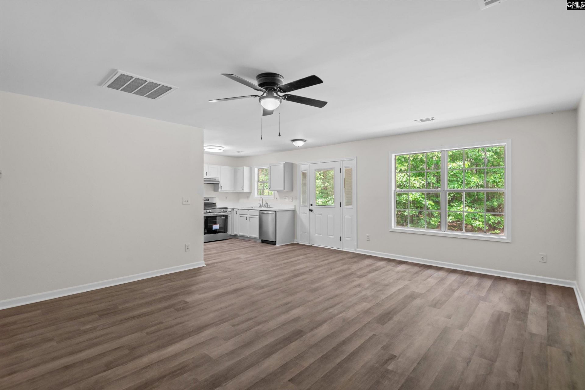 120 Autumn Woods Drive  Photo 14