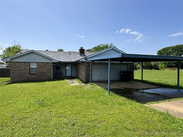 2007 Mary Avenue , Seminole, OK 74868