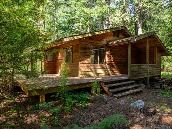 6535 St Johns Point Rd , Hornby Island, BC V0R 1Z0
