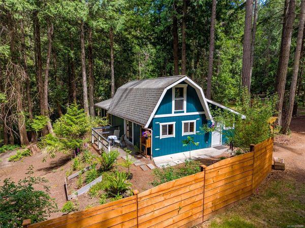 3607 Masthead Cres , Pender Island, BC V0N 2M0