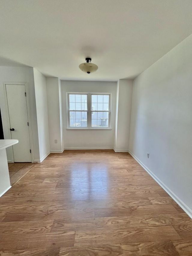 8486 William Moultrie Drive Photo 11