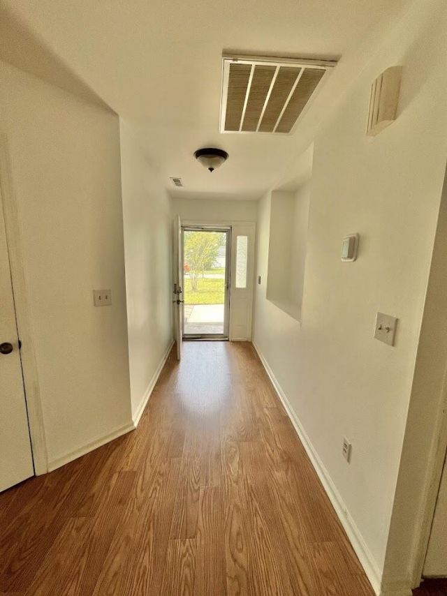 8486 William Moultrie Drive Photo 4