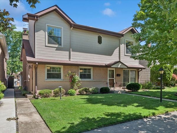5832 Capulina Avenue, Morton Grove, IL 60053