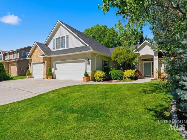 5055 N Kilt Ave, Meridian, ID 83646