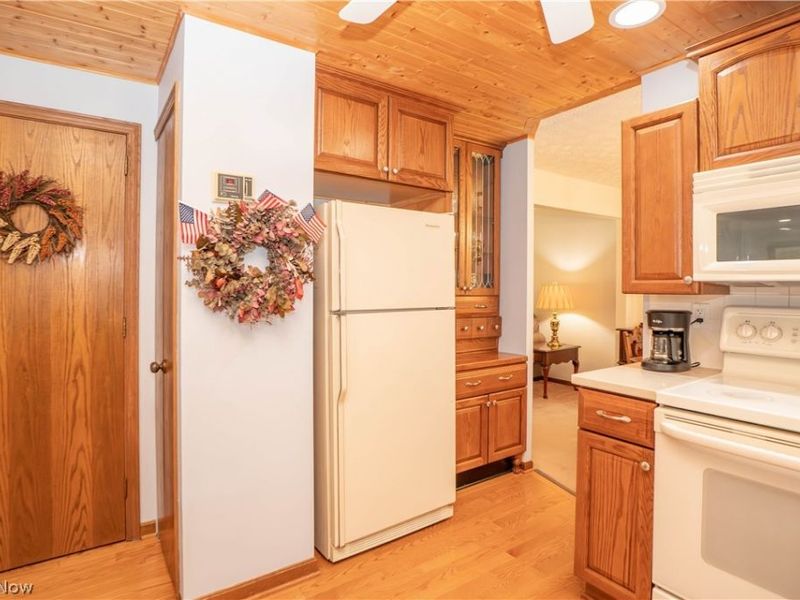 6890 Waltham Street NW, Canton, OH 44708 Photo 13