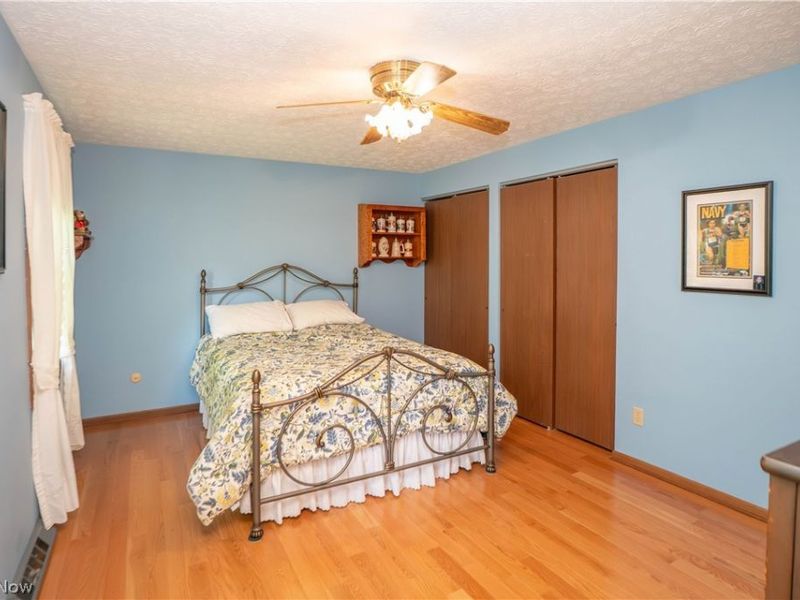 6890 Waltham Street NW, Canton, OH 44708 Photo 32