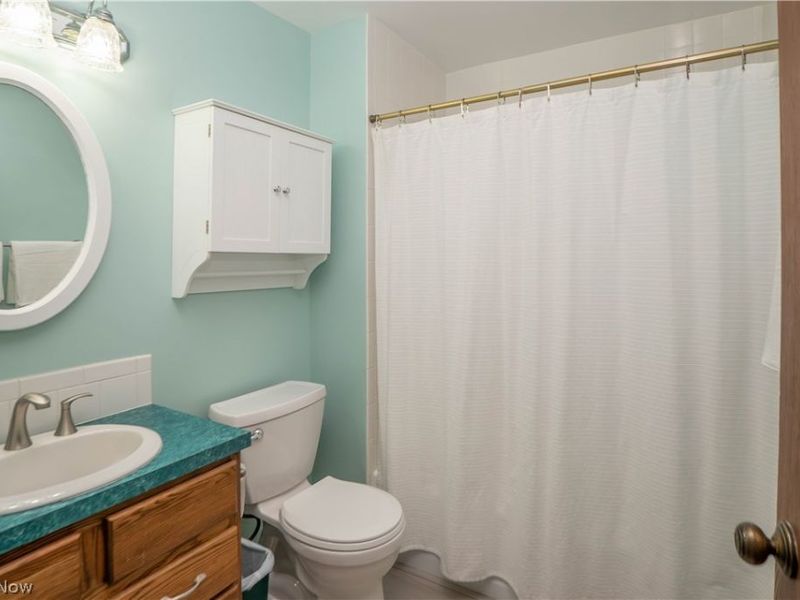 6890 Waltham Street NW, Canton, OH 44708 Photo 37