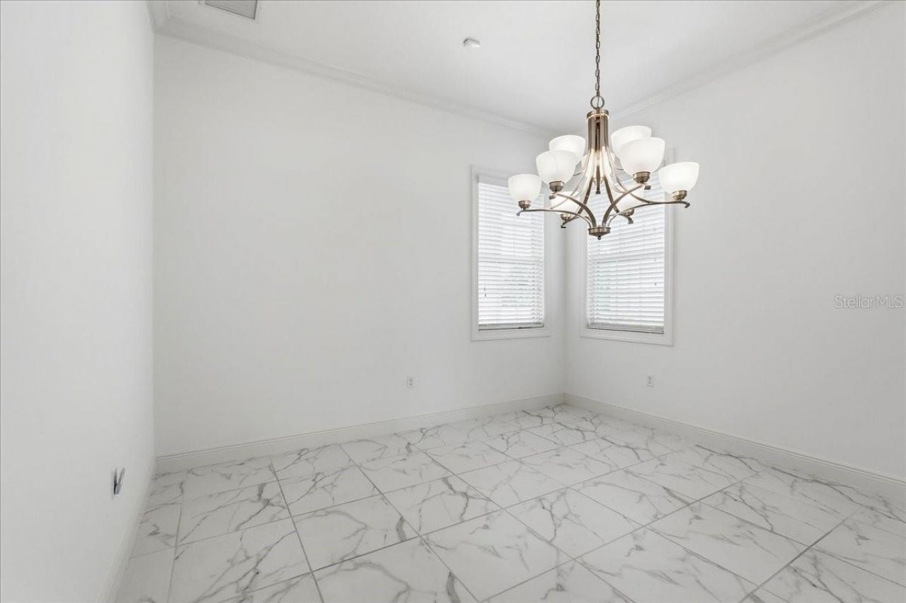 3613 Woodcliff Lake Terrace, Sarasota, FL 34243 Photo