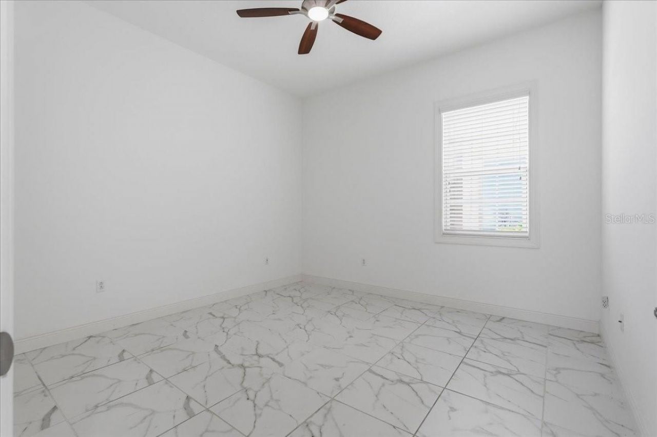 3613 Woodcliff Lake Terrace, Sarasota, FL 34243 Photo