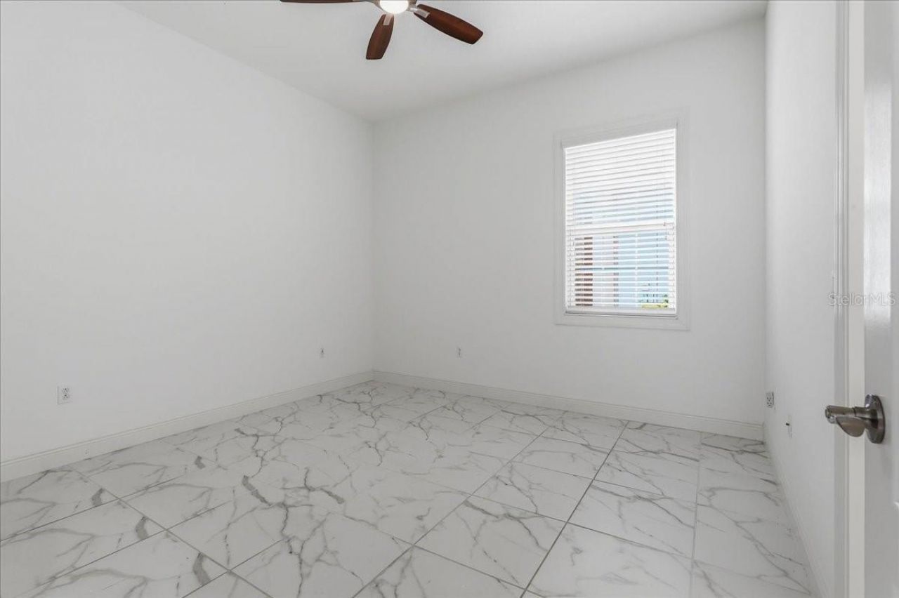 3613 Woodcliff Lake Terrace, Sarasota, FL 34243 Photo