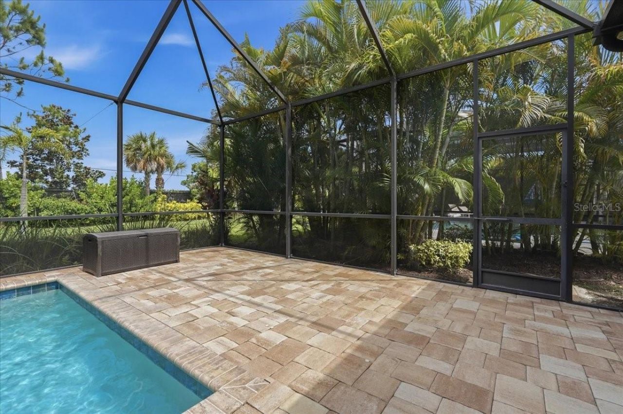 3613 Woodcliff Lake Terrace, Sarasota, FL 34243 Photo