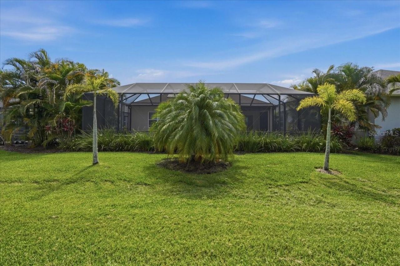 3613 Woodcliff Lake Terrace, Sarasota, FL 34243 Photo