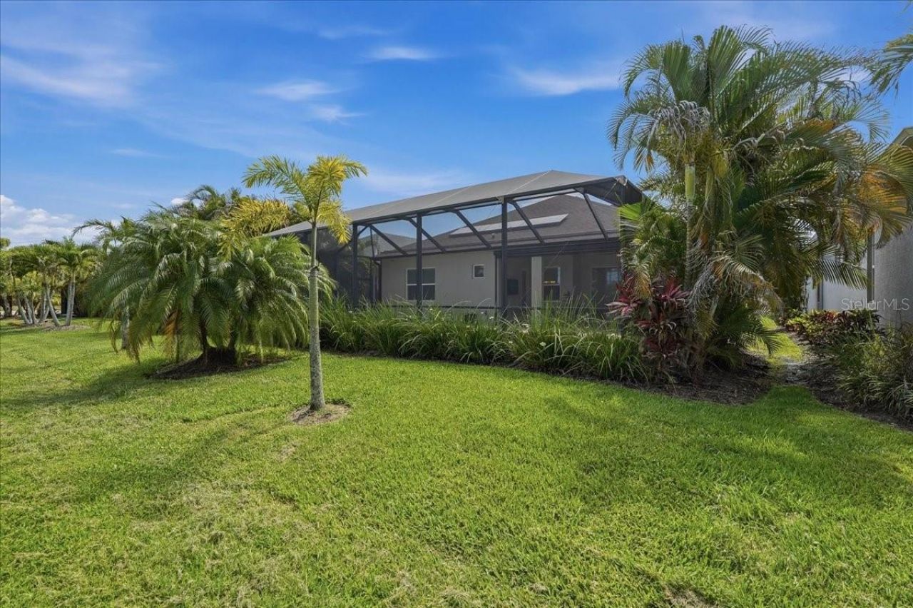 3613 Woodcliff Lake Terrace, Sarasota, FL 34243 Photo