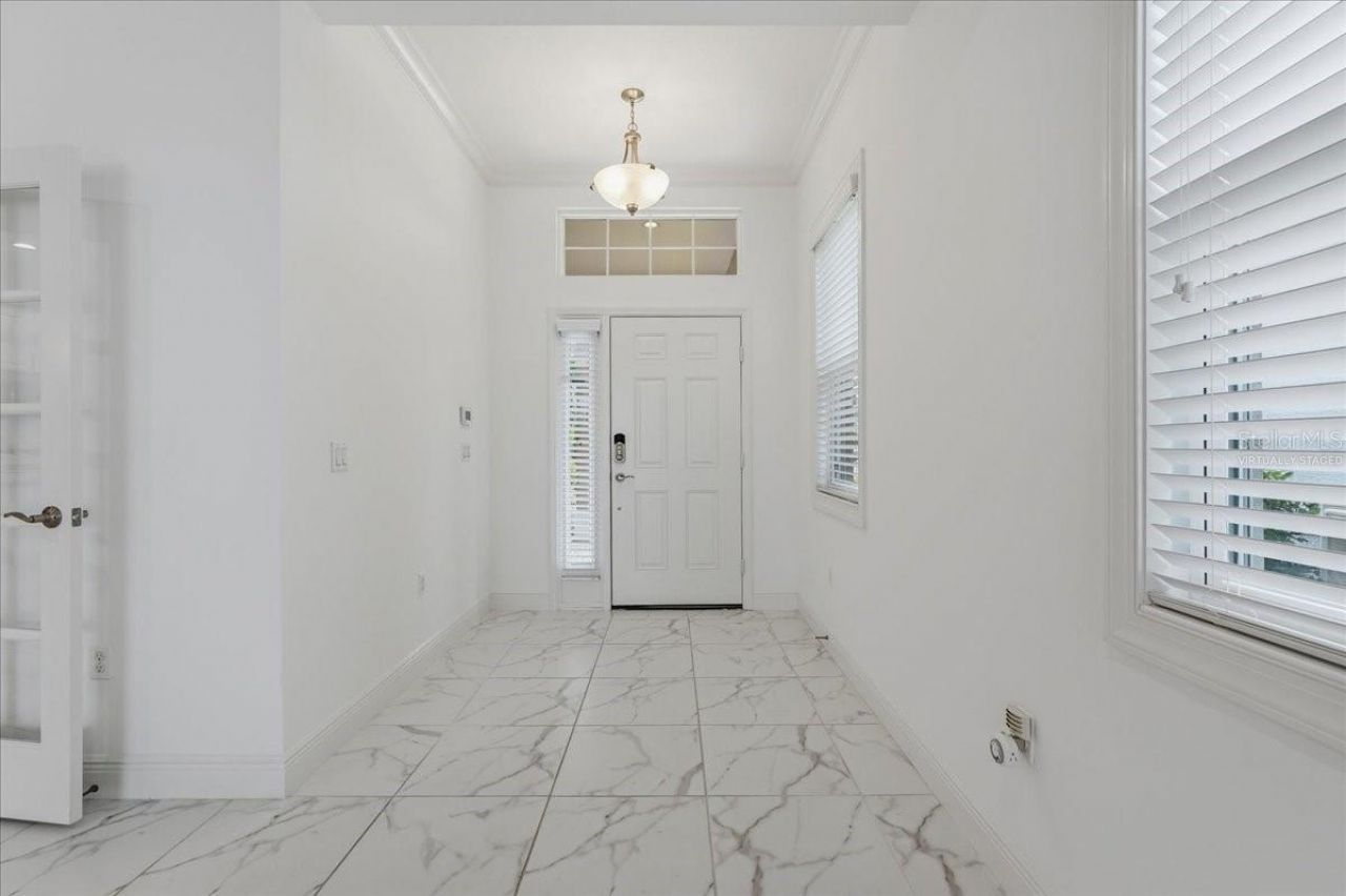 3613 Woodcliff Lake Terrace, Sarasota, FL 34243 Photo