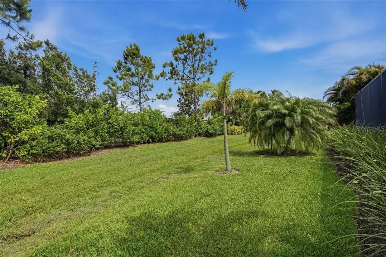 3613 Woodcliff Lake Terrace, Sarasota, FL 34243 Photo
