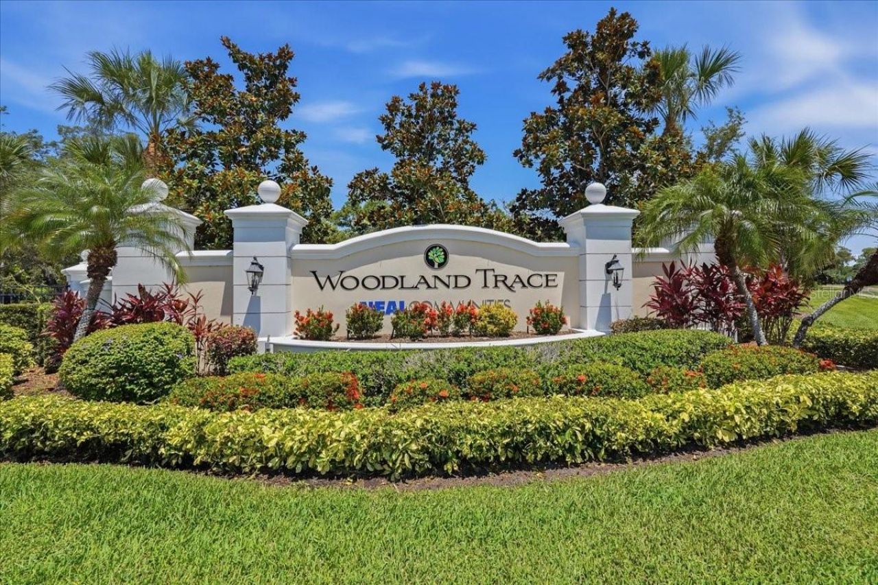 3613 Woodcliff Lake Terrace, Sarasota, FL 34243 Photo