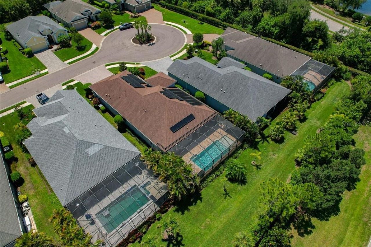 3613 Woodcliff Lake Terrace, Sarasota, FL 34243 Photo