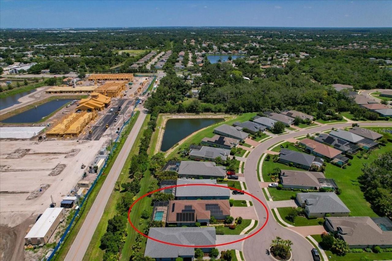 3613 Woodcliff Lake Terrace, Sarasota, FL 34243 Photo