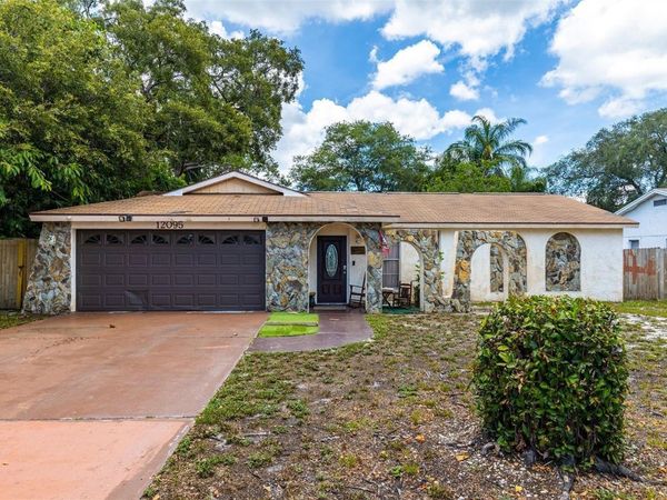 12095 102ND AVENUE , SEMINOLE, FL 33778