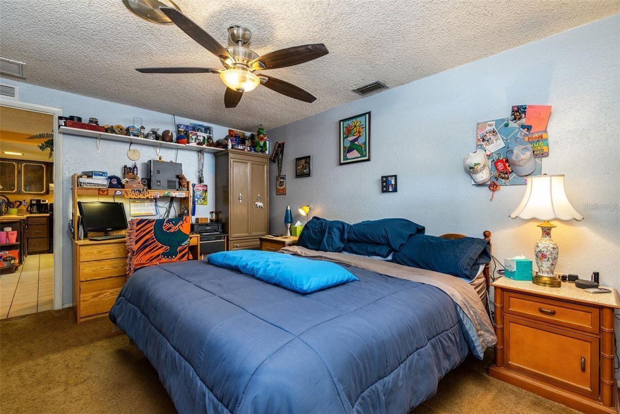 12095 102nd Avenue , Seminole, FL 33778 Photo