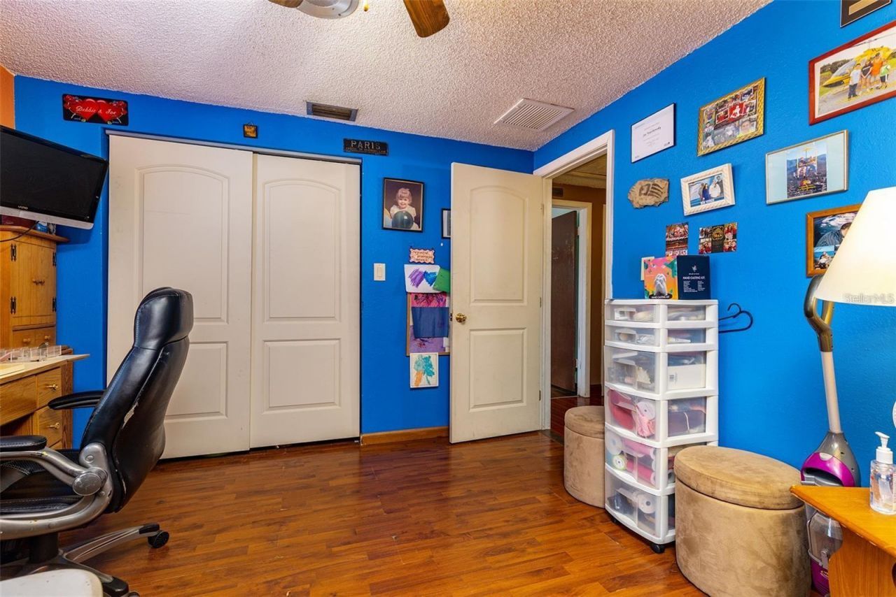 12095 102nd Avenue , Seminole, FL 33778 Photo