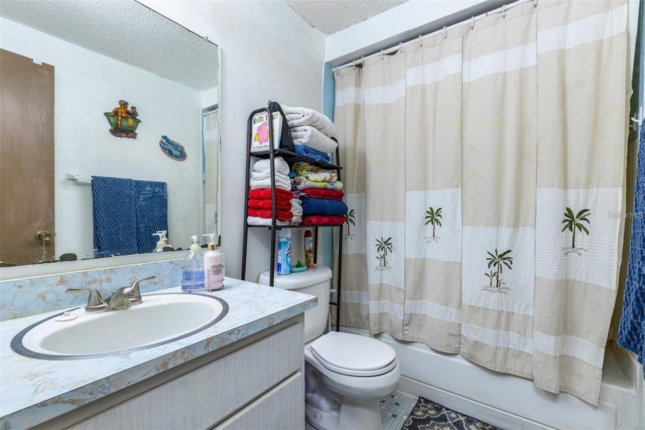 12095 102nd Avenue , Seminole, FL 33778 Photo
