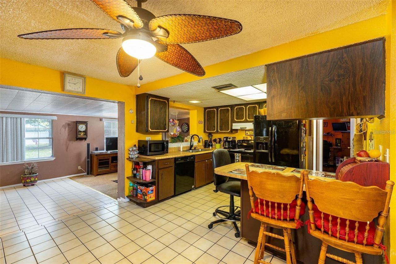 12095 102nd Avenue , Seminole, FL 33778 Photo
