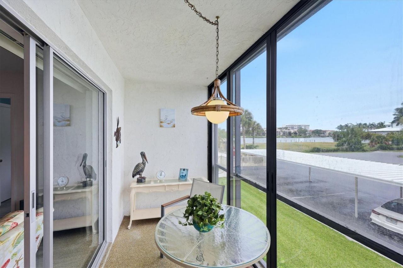 6470 Hollywood Boulevard , Unit 208, Sarasota, FL 34231 Photo