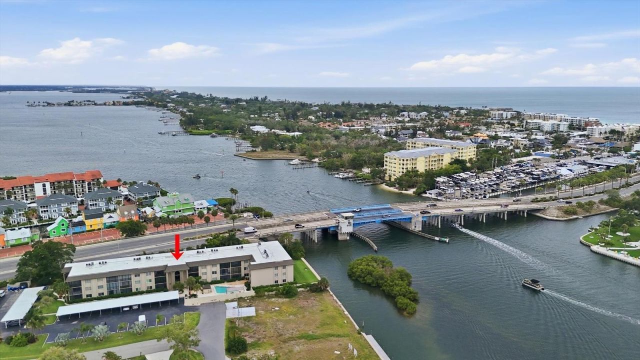 6470 Hollywood Boulevard , Unit 208, Sarasota, FL 34231 Photo