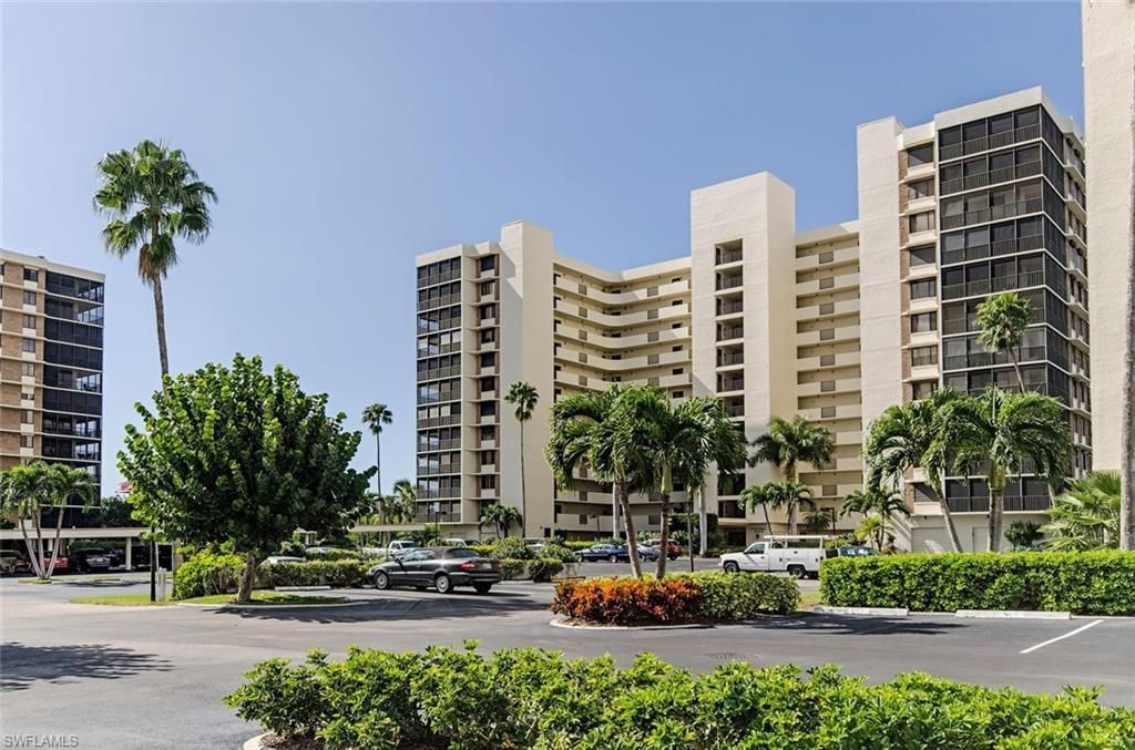 17 Bluebill Ave , Unit 1102, Naples, FL 34108 Photo