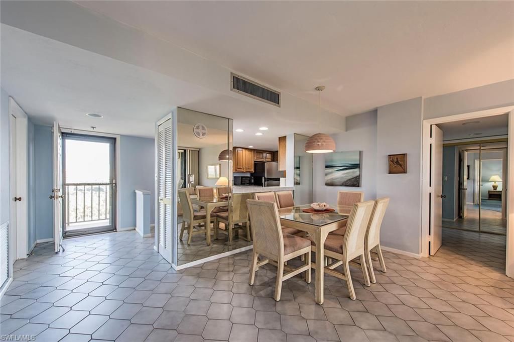 17 Bluebill Ave , Unit 1102, Naples, FL 34108 Photo