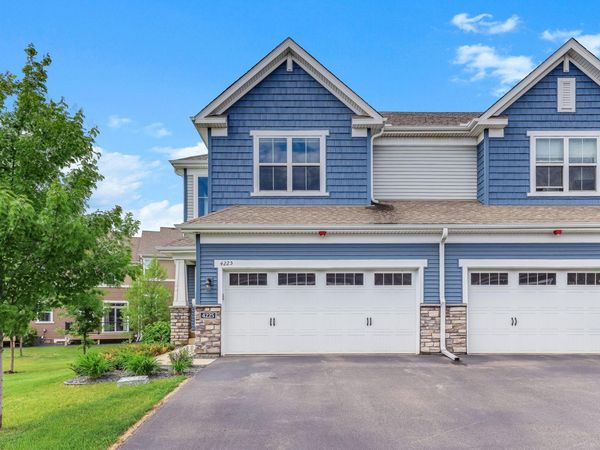 4225 Corn Silk Way, Woodbury, MN 55129