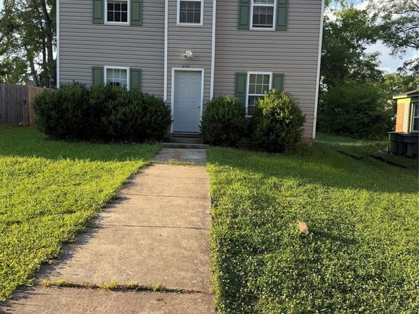 3128 Seymour Drive , Charlotte, NC 28208