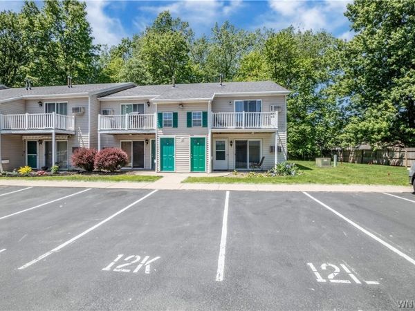 12 Sunmist Sq , Unit 12L, Buffalo, NY 14228