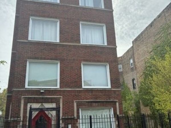5321 S Michigan Avenue , Unit 3, Chicago, IL 60615
