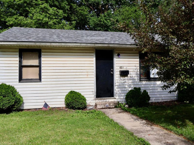 411 Hedges Street, Ashville, OH 43103 Photo 1