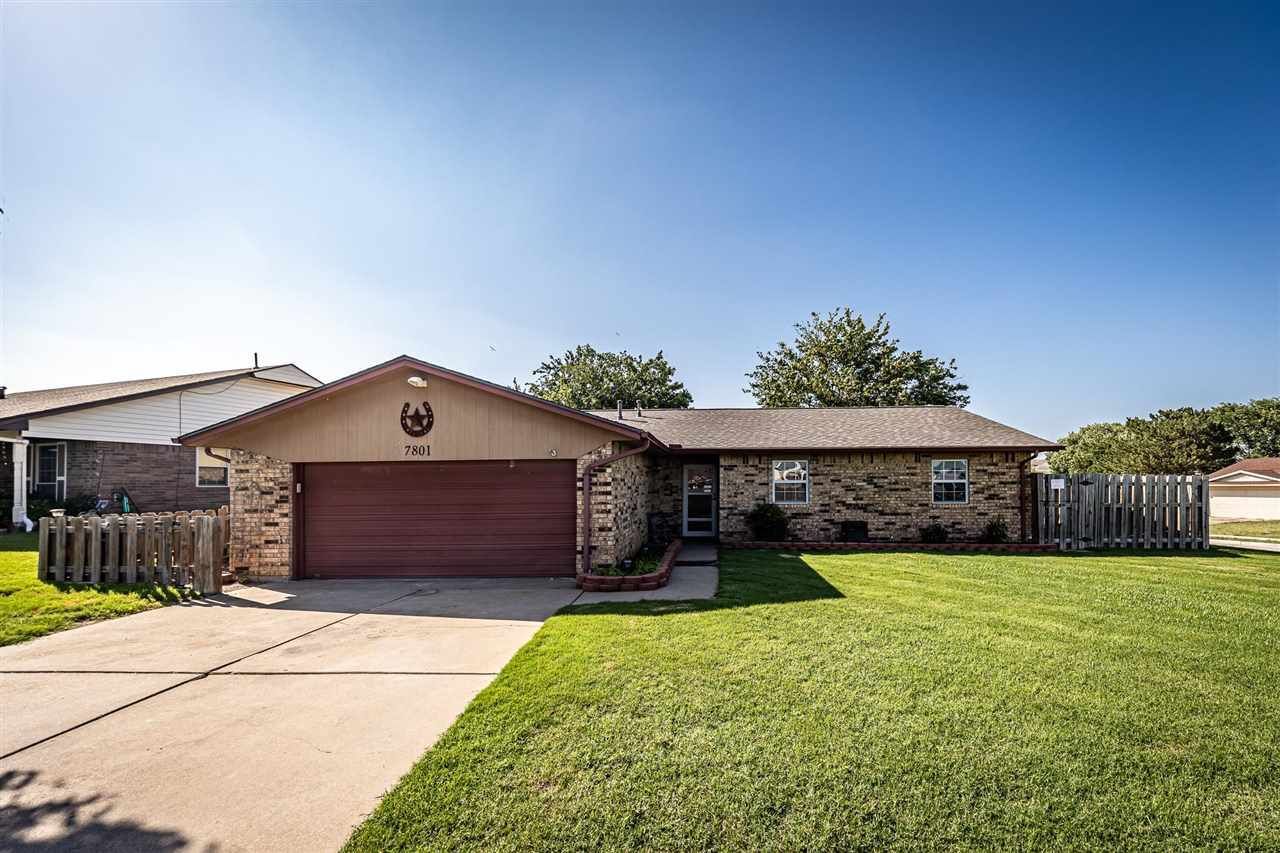 7801 NW Morrocco Dr, Lawton, OK 73505 Main Photo