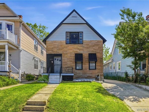 2311 Niagara Street , Buffalo, NY 14207